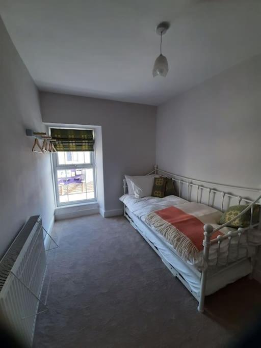 Holiday home Selah Teifi Spectacular River View With Games Llandysul